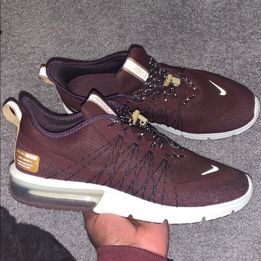 Nike Airmax Run Utility Sneakers